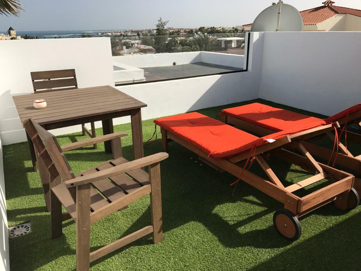 Vivienda Vacacional Casa Federico Коралео Екстериор снимка