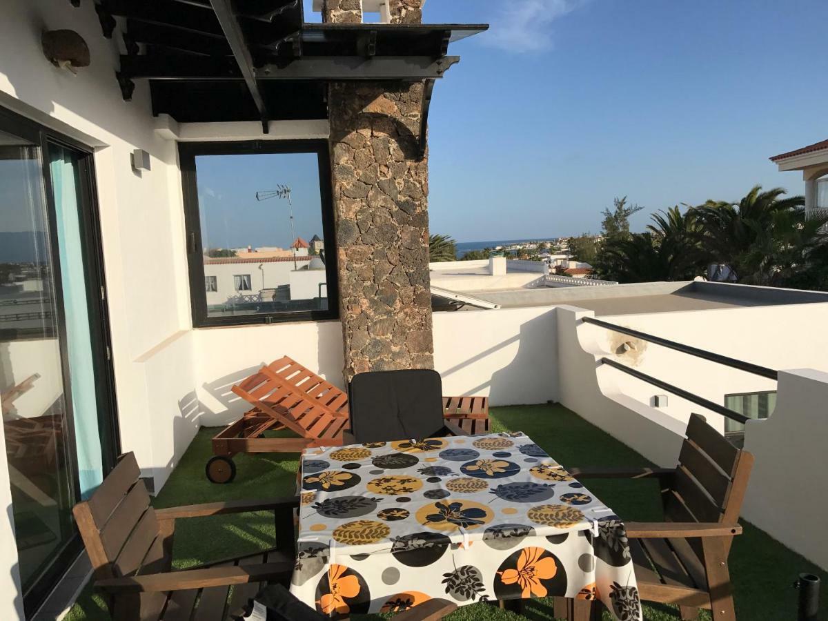 Vivienda Vacacional Casa Federico Коралео Екстериор снимка