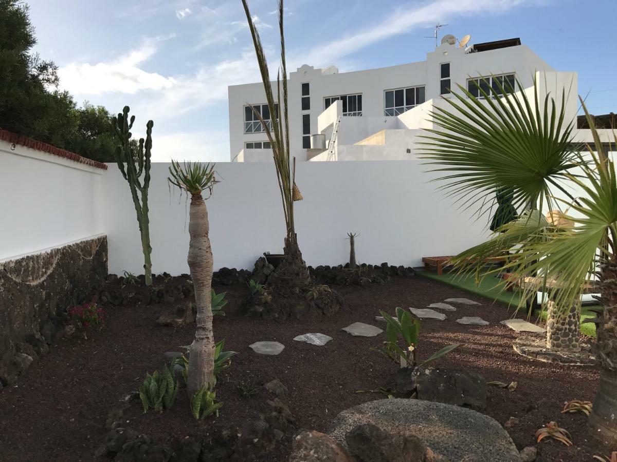Vivienda Vacacional Casa Federico Коралео Екстериор снимка