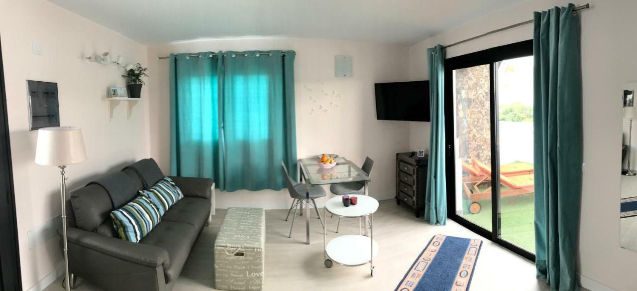 Vivienda Vacacional Casa Federico Коралео Екстериор снимка
