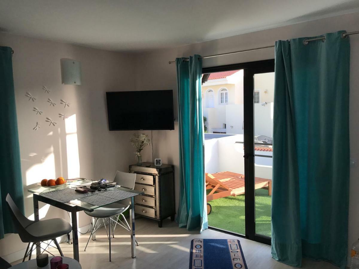 Vivienda Vacacional Casa Federico Коралео Екстериор снимка
